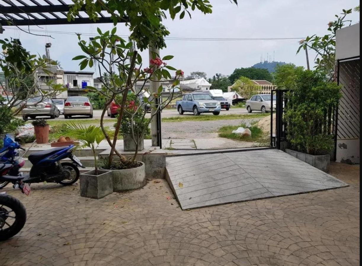 The Little Nest Phuket Hotel Exterior photo
