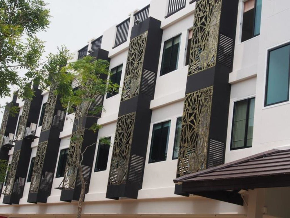The Little Nest Phuket Hotel Exterior photo