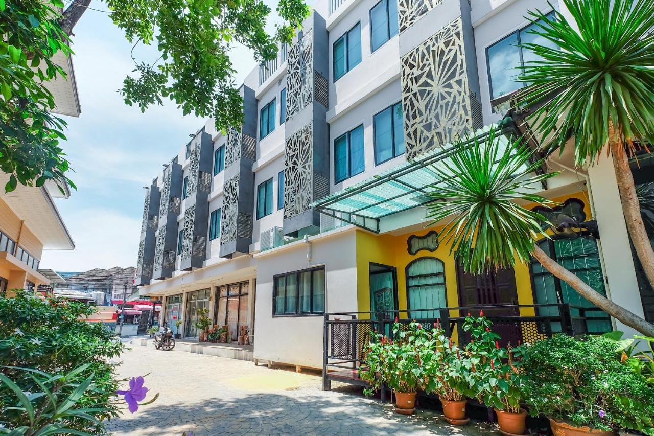The Little Nest Phuket Hotel Exterior photo