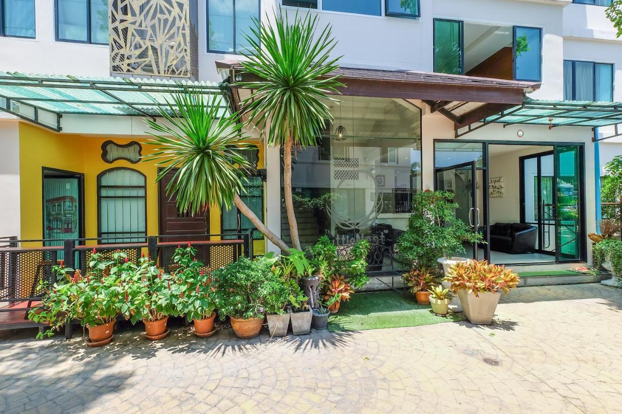 The Little Nest Phuket Hotel Exterior photo
